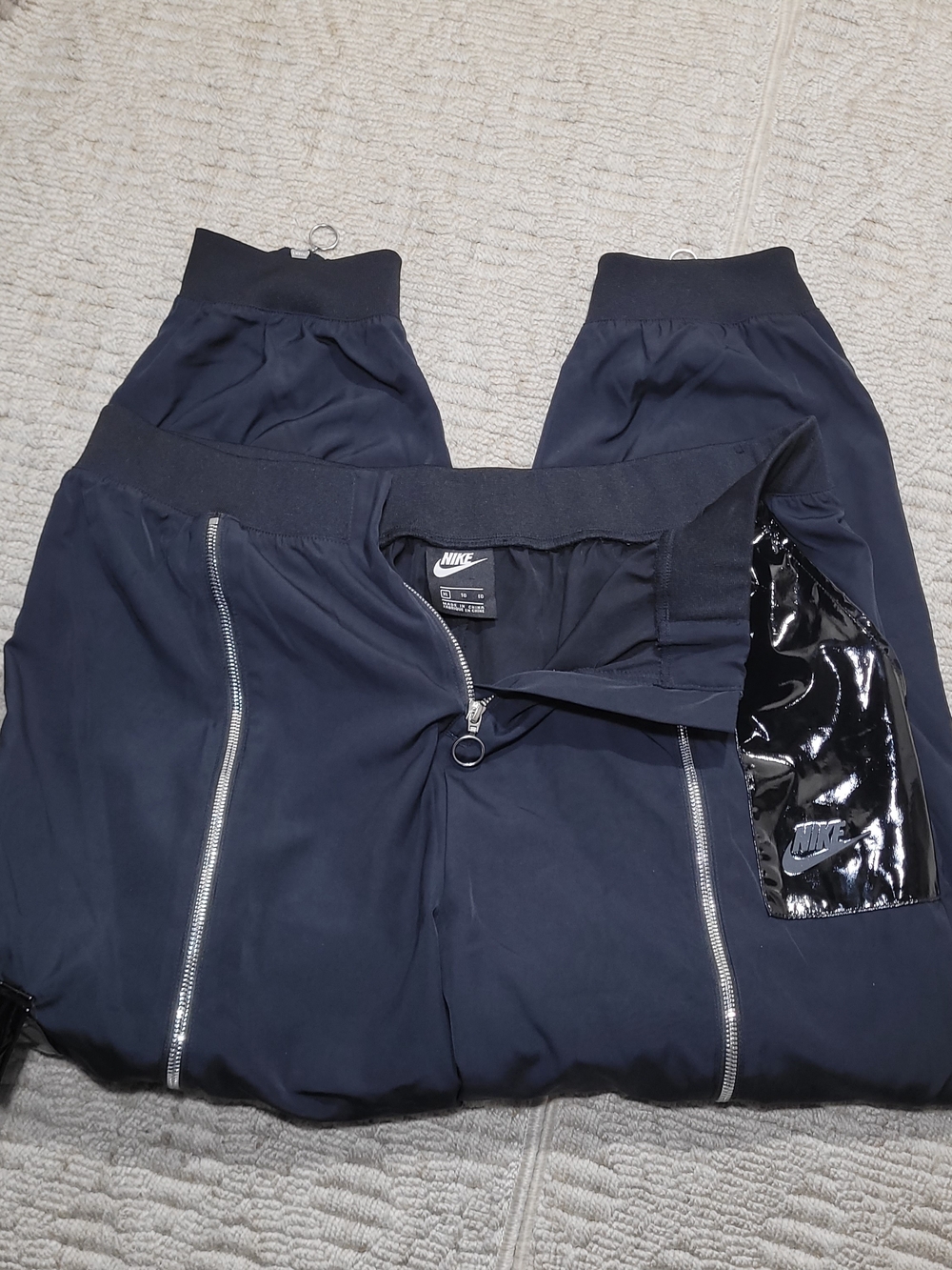 Nike Black Icon Clash Woven Pants Joggers Sportswear XL - Picture 9 of 15